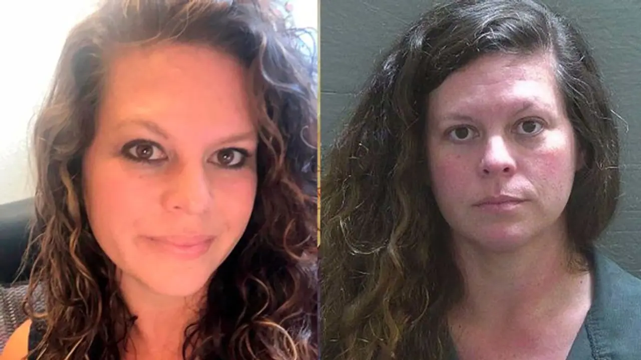 टीचर ने अपने बेटे के दोस्त से बनाया संबंध, बात खुली तो सामने आई उस रात की चौंकाने वाली कहानी टीचर ने अपने बेटे के दोस्त से बनाया संबंध, बात खुली तो सामने आई उस रात की चौंकाने वाली कहानी