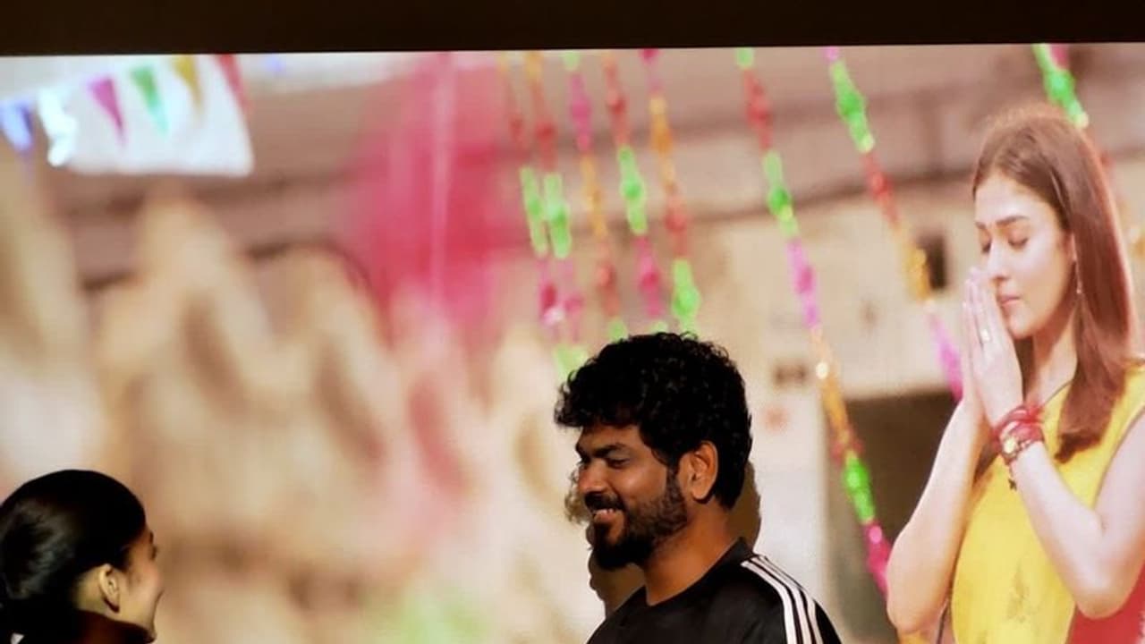 Nayanthara : வேலை செய்யும் இடத்திலும் ’லவ்வு’ தான்.. நயன்தாரா பற்றி விக்னேஷ் சிவன் தந்த புதிய அப்டேட்.. Nayanthara : வேலை செய்யும் இடத்திலும் ’லவ்வு’ தான்.. நயன்தாரா பற்றி விக்னேஷ் சிவன் தந்த புதிய அப்டேட்..