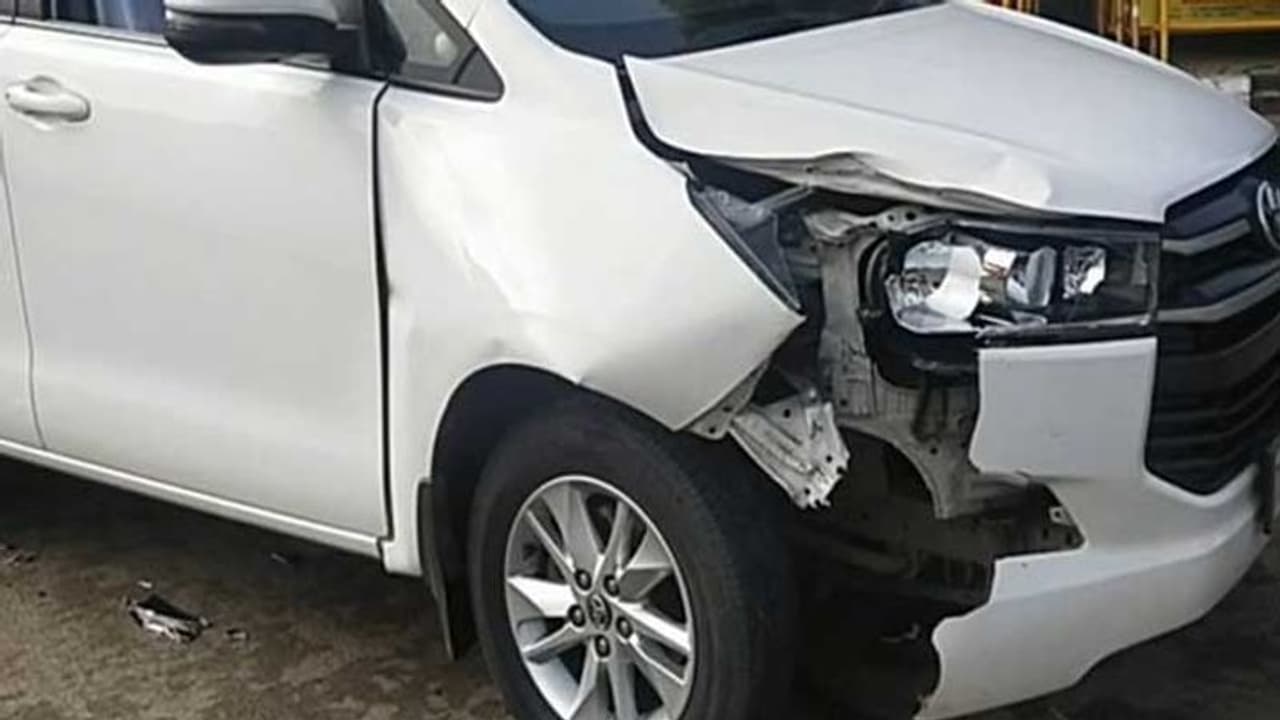 Health Secretary Radhakrishnan:சுகாதாரத்துறை செயலாளர் ராதாகிருஷ்ணன் சென்ற கார் விபத்து.. யாருக்கு என்ன ஆச்சு? Health Secretary Radhakrishnan:சுகாதாரத்துறை செயலாளர் ராதாகிருஷ்ணன் சென்ற கார் விபத்து.. யாருக்கு என்ன ஆச்சு?