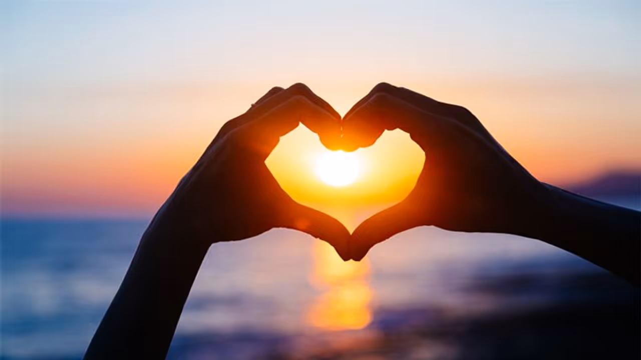 Relationship Goal: এই ৫ ভাগ্যবান রাশির জাতকরা জীবনে স্থিতিশীল সম্পর্ক পায়, দেখে নিন কারা তারা