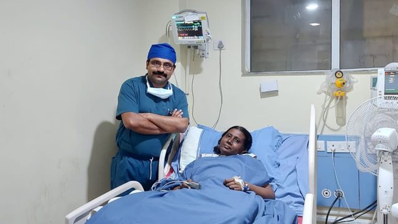 Health: এই প্রথম দেশে দীর্ঘ সময় পর্যন্ত ECMO চিকিৎসায় থাকা ব্যক্তি সুস্থ জীবনে ফিরেছে Health: এই প্রথম দেশে দীর্ঘ সময় পর্যন্ত ECMO চিকিৎসায় থাকা ব্যক্তি সুস্থ জীবনে ফিরেছে