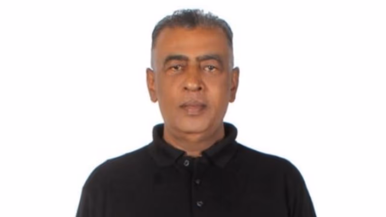 Gulf News : ആറുവർഷമായി നാട്ടിൽ പോകാതിരുന്ന പ്രവാസി മലയാളി മരിച്ചു Gulf News : ആറുവർഷമായി നാട്ടിൽ പോകാതിരുന്ന പ്രവാസി മലയാളി മരിച്ചു