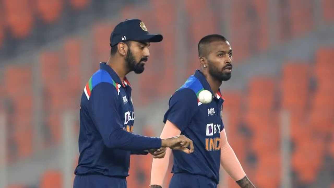 സ്കൂളില് പോലും എന്നെ പുറത്താക്കിയിട്ടില്ല, കോഫി വിത്ത് കരണ് അഭിമുഖത്തെക്കുറിച്ച് കെ എല് രാഹുല് സ്കൂളില് പോലും എന്നെ പുറത്താക്കിയിട്ടില്ല, കോഫി വിത്ത് കരണ് അഭിമുഖത്തെക്കുറിച്ച് കെ എല് രാഹുല്