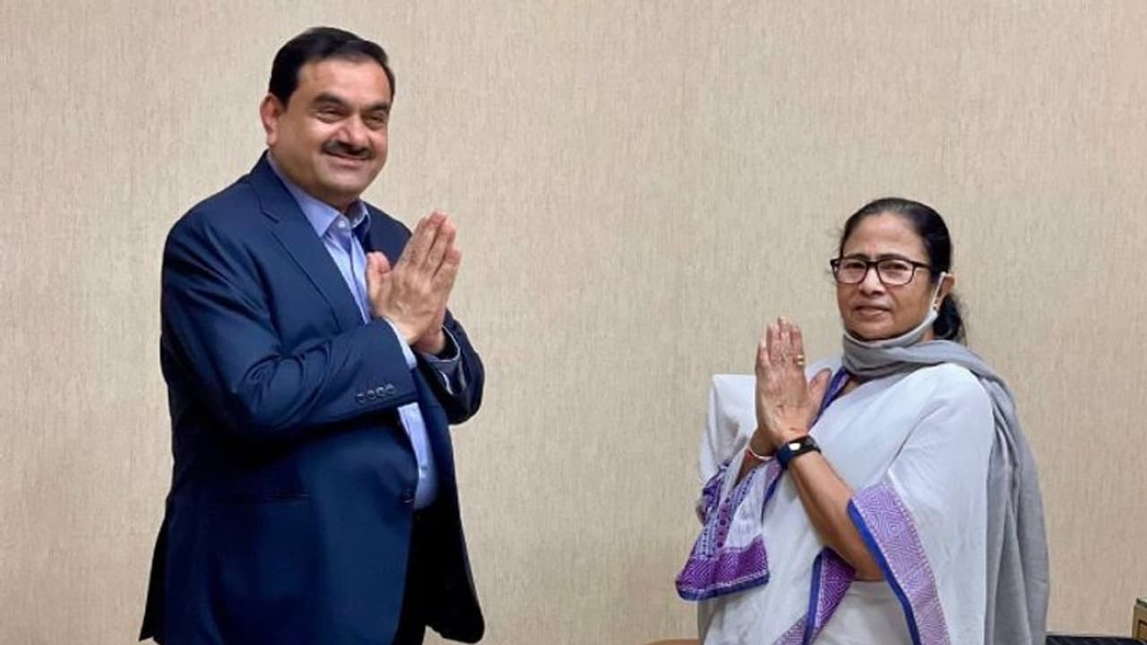 Mamata Banerjee: বিনিয়োগের ঝুলি নিয়ে কি নবান্নে গৌতম আদানি, দীর্ঘ বৈঠক মুখ্যমন্ত্রী মমতার সঙ্গে