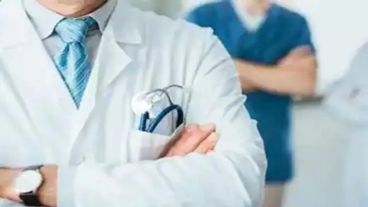 DHFWS Haveri Recruitment 2022: ವೈದ್ಯರು, ಫಿಸಿಯೋಥೆರಪಿಸ್ಟ್, ಫಿಸಿಷಿಯನ್, ನರ್ಸ್ ಉದ್ಯೋಗಕ್ಕೆ ಹಾವೇರಿಯಲ್ಲಿ ನೇರ ಸಂದರ್ಶನ