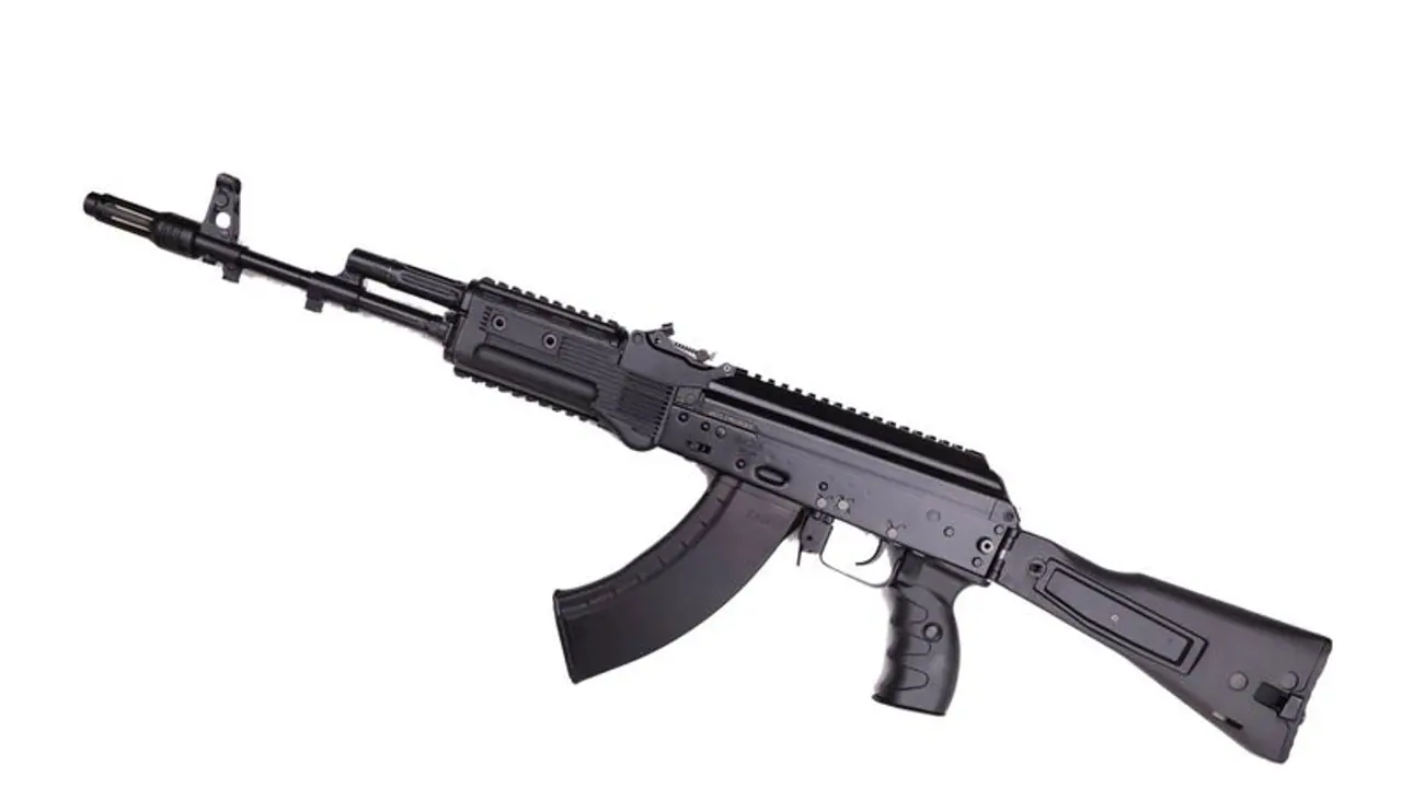 AK 203 assault rifles: ರಷ್ಯಾ ನಿರ್ಮಿತ ಎಕೆ 203 ರೈಫಲ್ ಭಾರತದಲ್ಲಿ ತಯಾರಿಸಲು ಕೇಂದ್ರದ ಒಪ್ಪಿಗೆ AK 203 assault rifles: ರಷ್ಯಾ ನಿರ್ಮಿತ ಎಕೆ 203 ರೈಫಲ್ ಭಾರತದಲ್ಲಿ ತಯಾರಿಸಲು ಕೇಂದ್ರದ ಒಪ್ಪಿಗೆ