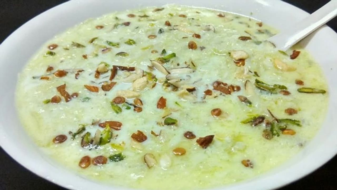 Famous Food of India: अब कद्दू देख नहीं बनेगा किसी का मुंह, इस तरह इससे बनाए हैदराबाद की स्पेशल खीर Famous Food of India: अब कद्दू देख नहीं बनेगा किसी का मुंह, इस तरह इससे बनाए हैदराबाद की स्पेशल खीर