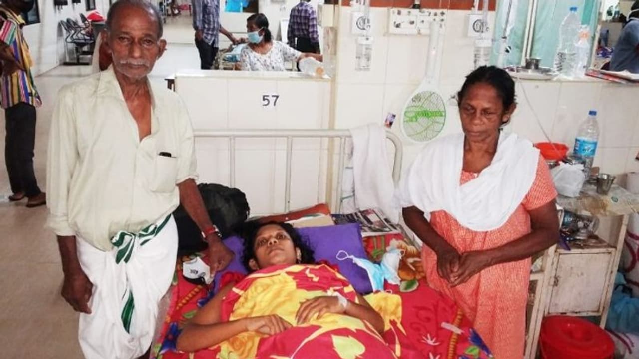 വൃക്ക മാറ്റിവയ്ക്കാൻ വേണ്ടത് 30 ലക്ഷം രൂപ, നിർധനയായ അമ്പിളിക്കായി നാടൊരുമിക്കുന്നു വൃക്ക മാറ്റിവയ്ക്കാൻ വേണ്ടത് 30 ലക്ഷം രൂപ, നിർധനയായ അമ്പിളിക്കായി നാടൊരുമിക്കുന്നു