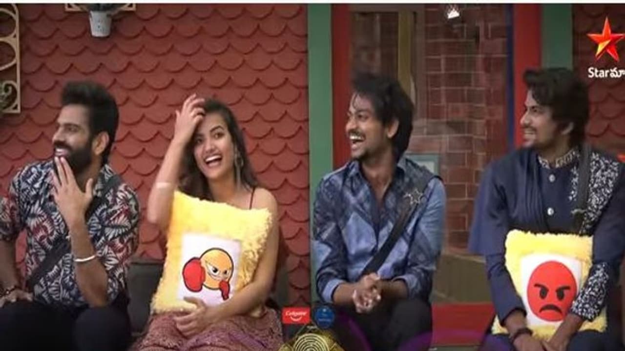 Bigg Boss Telugu 5: సన్నీకి చదువు గొప్పదనం నేర్పిస్తే, షణ్ముఖ్కి కోపం తగ్గించిందట.. నాగ్ పంచ్లు.. నవ్వులే Bigg Boss Telugu 5: సన్నీకి చదువు గొప్పదనం నేర్పిస్తే, షణ్ముఖ్కి కోపం తగ్గించిందట.. నాగ్ పంచ్లు.. నవ్వులే