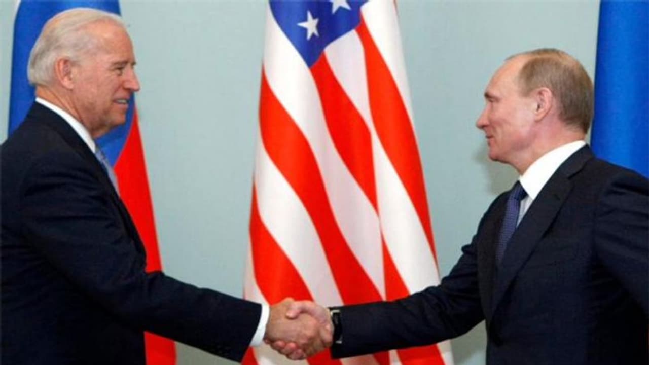 Russia Ukraine Crisis ಉಕ್ರೇನ್‌ ಗಡಿಯಲ್ಲಿ ರಷ್ಯಾ ಯುದ್ಧ ವಿಮಾನಗಳ ದಂಡು, ದಾಳಿ ಖಚಿತ ಎಂದ ಜೋ ಬೈಡನ್