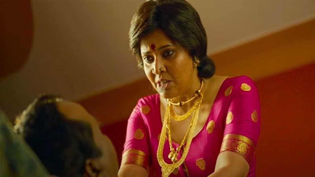 Anasuya: 'పుష్ప'లో అనసూయ షాకింగ్ రెమ్యునరేషన్.. బాగానే ముట్టిందిగా! Anasuya: 'పుష్ప'లో అనసూయ షాకింగ్ రెమ్యునరేషన్.. బాగానే ముట్టిందిగా!