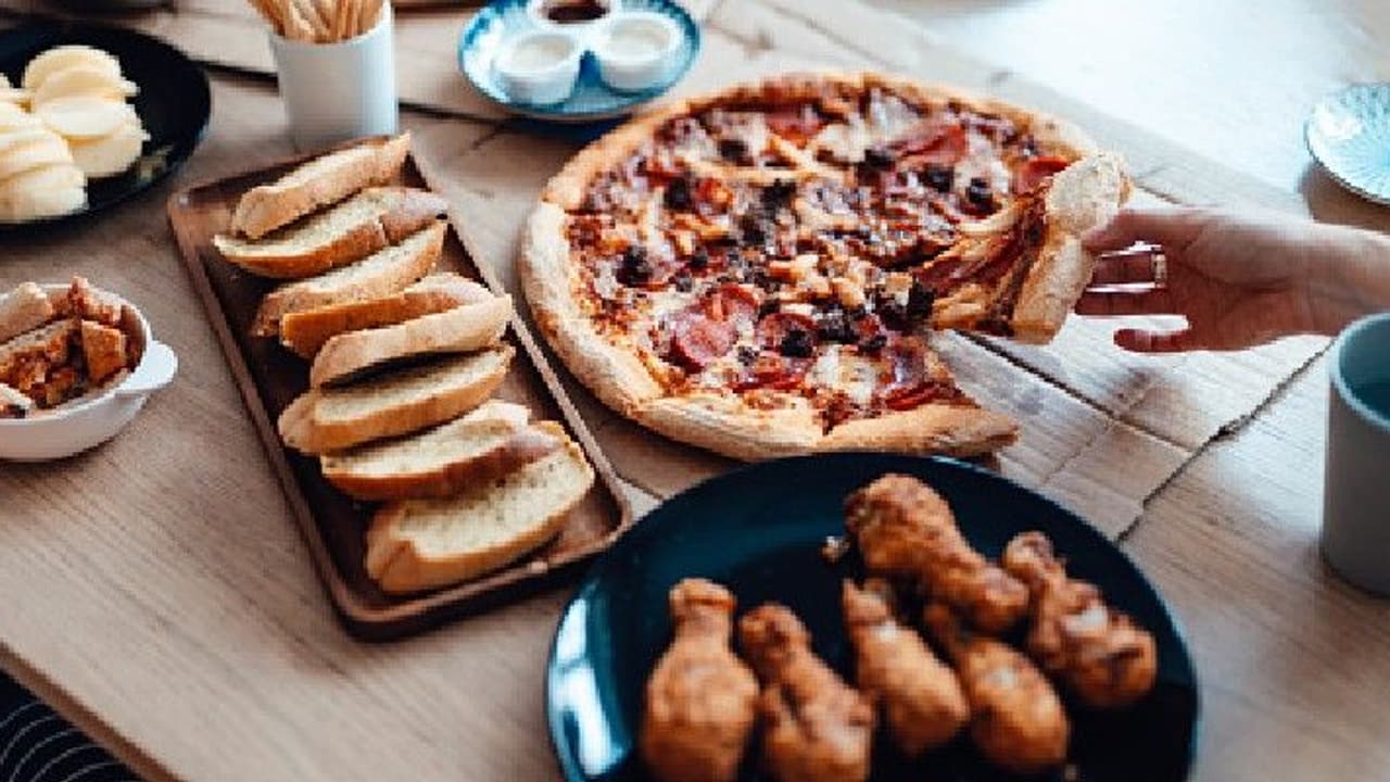 Health Tips: ৬৮ শতাংশ খাবারে রয়েছে ক্ষতিকারণ উপাদান, জেনে নিন সুস্থ থাকবেন কী করে