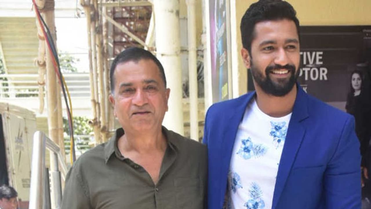 Vicky Kaushal Katrina Kaif Wedding: दूल्हे के पापा ने इन लोगों के लिए घर के बाहर किया खाने का इंतजाम