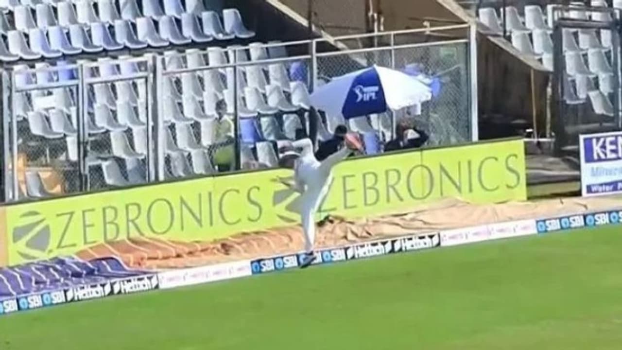 Ind Vs Nz: తుది జట్టులో లేడు..ముంబైలో మ్యాచ్ ఆడలేదు.. కానీ లక్ష గెలిచాడు.. అదృష్టమంటే మిచెల్ శాంట్నర్ దే.. Ind Vs Nz: తుది జట్టులో లేడు..ముంబైలో మ్యాచ్ ఆడలేదు.. కానీ లక్ష గెలిచాడు.. అదృష్టమంటే మిచెల్ శాంట్నర్ దే..