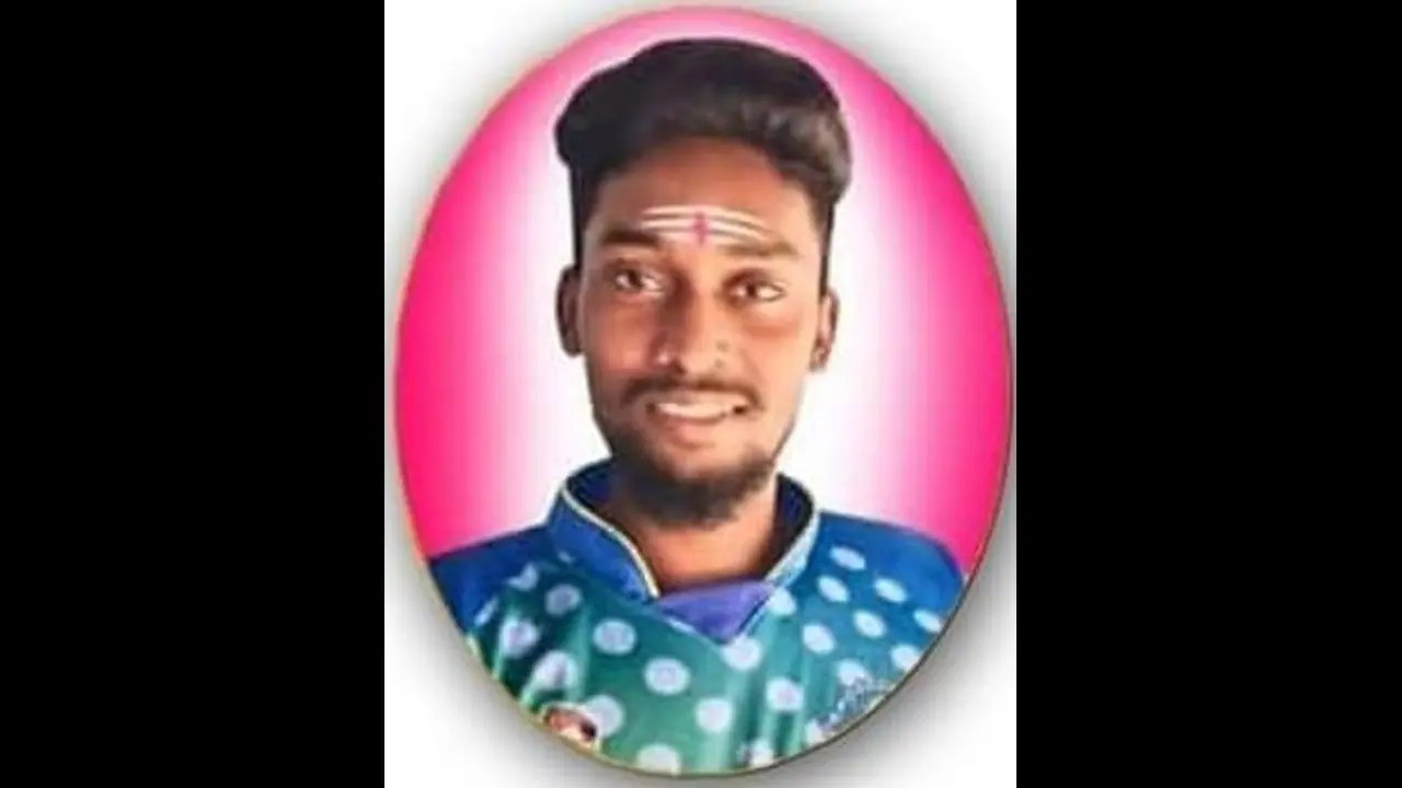 லாக் அப் மரணம்: கல்லூரி மாணவர் மணிகண்டன் எப்படி இறந்தார்..? போலீஸார் பரபரப்பு தகவல்..! லாக் அப் மரணம்: கல்லூரி மாணவர் மணிகண்டன் எப்படி இறந்தார்..? போலீஸார் பரபரப்பு தகவல்..!