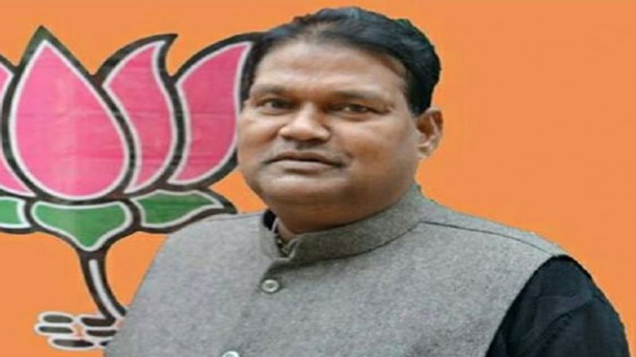 भाजपा सांसद का बयान 'मंदिर निर्माण के लिए वापस लिया जा सकता है उपासना स्थल अधिनियम' भाजपा सांसद का बयान 'मंदिर निर्माण के लिए वापस लिया जा सकता है उपासना स्थल अधिनियम'