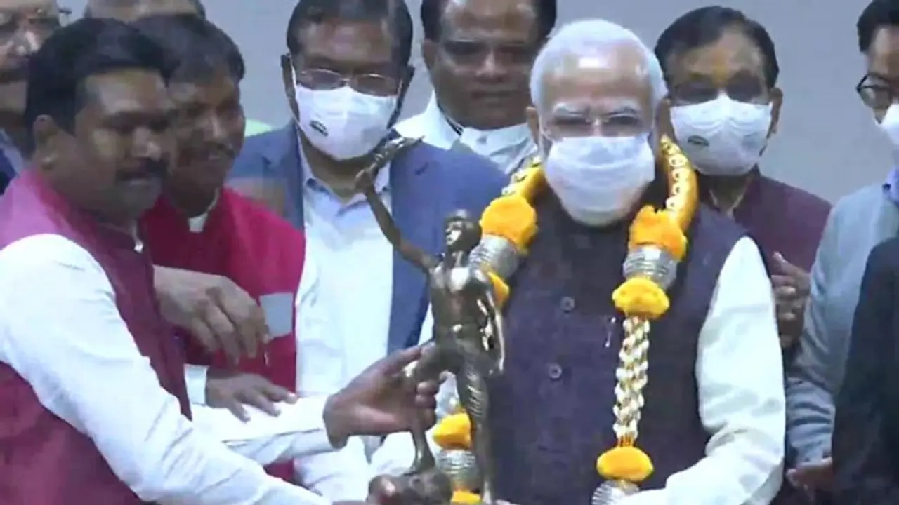 BJP Parliamentary Party meeting: संसद से रफूचक्कर होने वाले MPs को PM की समझाइश बच्चों की तरह बर्ताव न करें BJP Parliamentary Party meeting: संसद से रफूचक्कर होने वाले MPs को PM की समझाइश बच्चों की तरह बर्ताव न करें