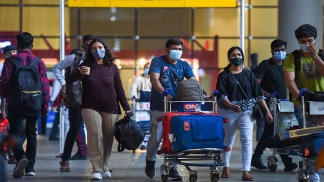 India Omicron case ಕೇರಳದಲ್ಲಿ ಮೊದಲ ಕೇಸ್, ಕರ್ನಾಟಕದಲ್ಲಿ ಮತ್ತೊಂದು, 38ಕ್ಕೇರಿತು ರೂಪಾಂತರಿ ತಳಿ ಪ್ರಕರಣ