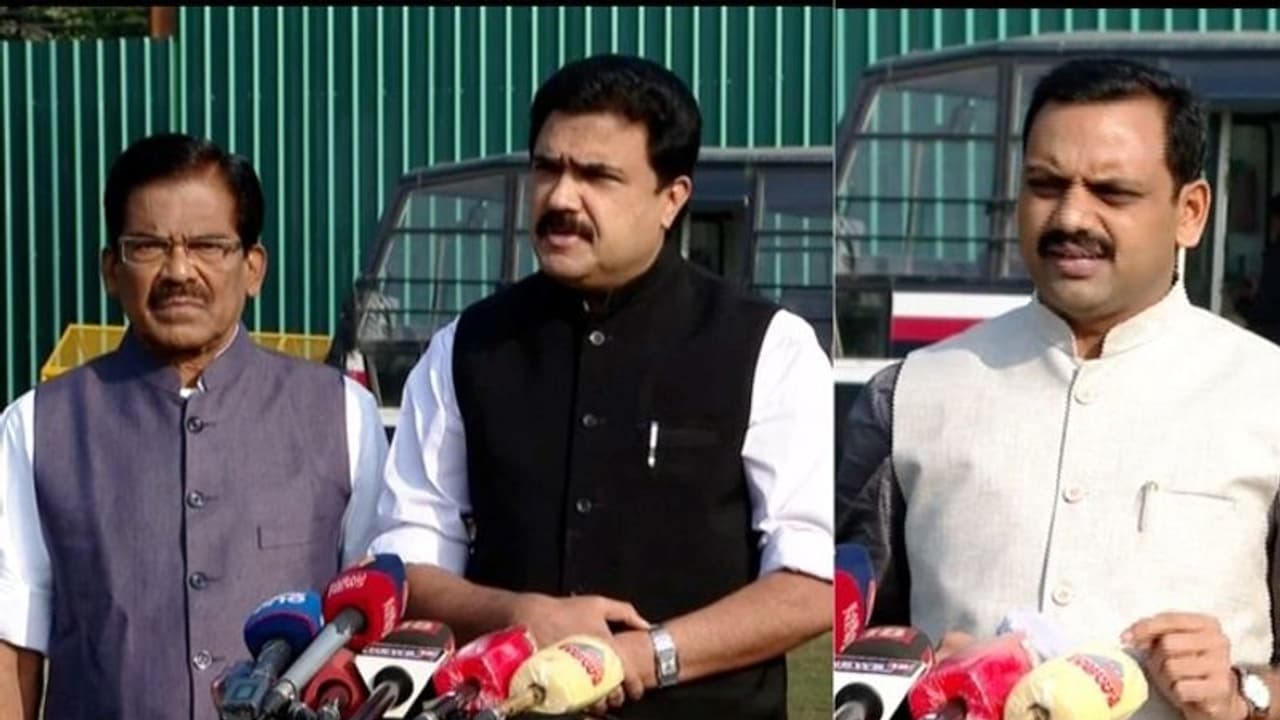 Mullaperiyar : മുല്ലപ്പെരിയാർ: മോദി ഇടപെടണമെന്ന് ജോസ് കെ മാണി, മുഖ്യമന്ത്രി കാലുമാറിയെന്ന് ഡീൻ കുര്യാക്കോസ് Mullaperiyar : മുല്ലപ്പെരിയാർ: മോദി ഇടപെടണമെന്ന് ജോസ് കെ മാണി, മുഖ്യമന്ത്രി കാലുമാറിയെന്ന് ഡീൻ കുര്യാക്കോസ്