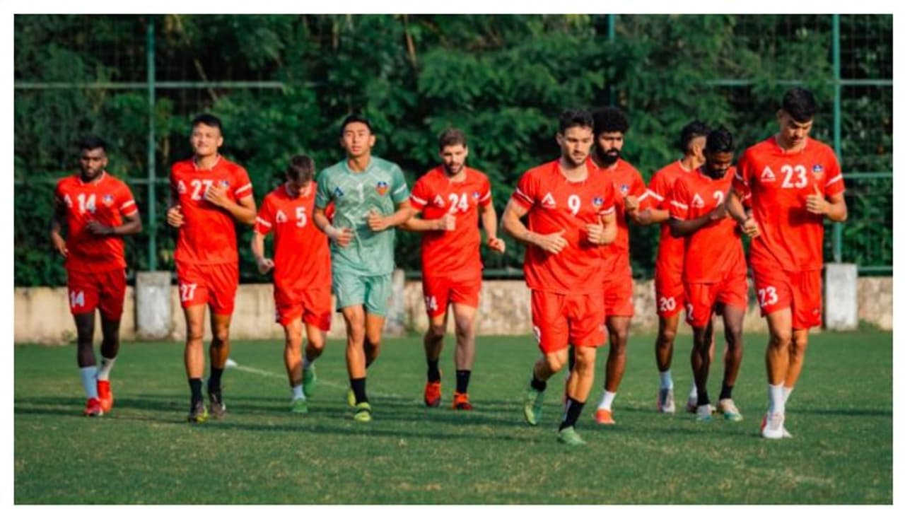 ISL 2021 22 : ആദ്യജയം തേടി ഈസ്റ്റ് ബംഗാള് ഇന്നിറങ്ങുന്നു; പ്രതീക്ഷ നിലനിര്ത്താന് എഫ്സി ഗോവ ISL 2021 22 : ആദ്യജയം തേടി ഈസ്റ്റ് ബംഗാള് ഇന്നിറങ്ങുന്നു; പ്രതീക്ഷ നിലനിര്ത്താന് എഫ്സി ഗോവ