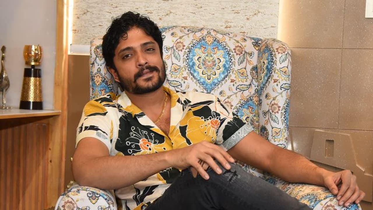 కెజిఫ్ తర్వాత ఈ మూవీ చేయడం ఛాలెంజింగ్ అనిపించింది కెజిఫ్ తర్వాత ఈ మూవీ చేయడం ఛాలెంజింగ్ అనిపించింది