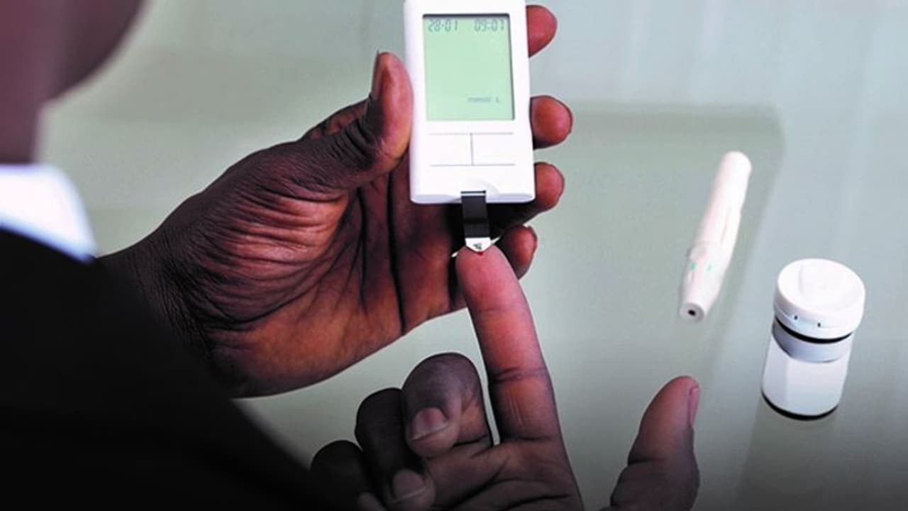 Research: फैमिली हिस्ट्री से लेकर BMI लेवल तक डायबिटीज के कारणों को 40 गुना बढ़ा सकते है ये कारक Research: फैमिली हिस्ट्री से लेकर BMI लेवल तक डायबिटीज के कारणों को 40 गुना बढ़ा सकते है ये कारक