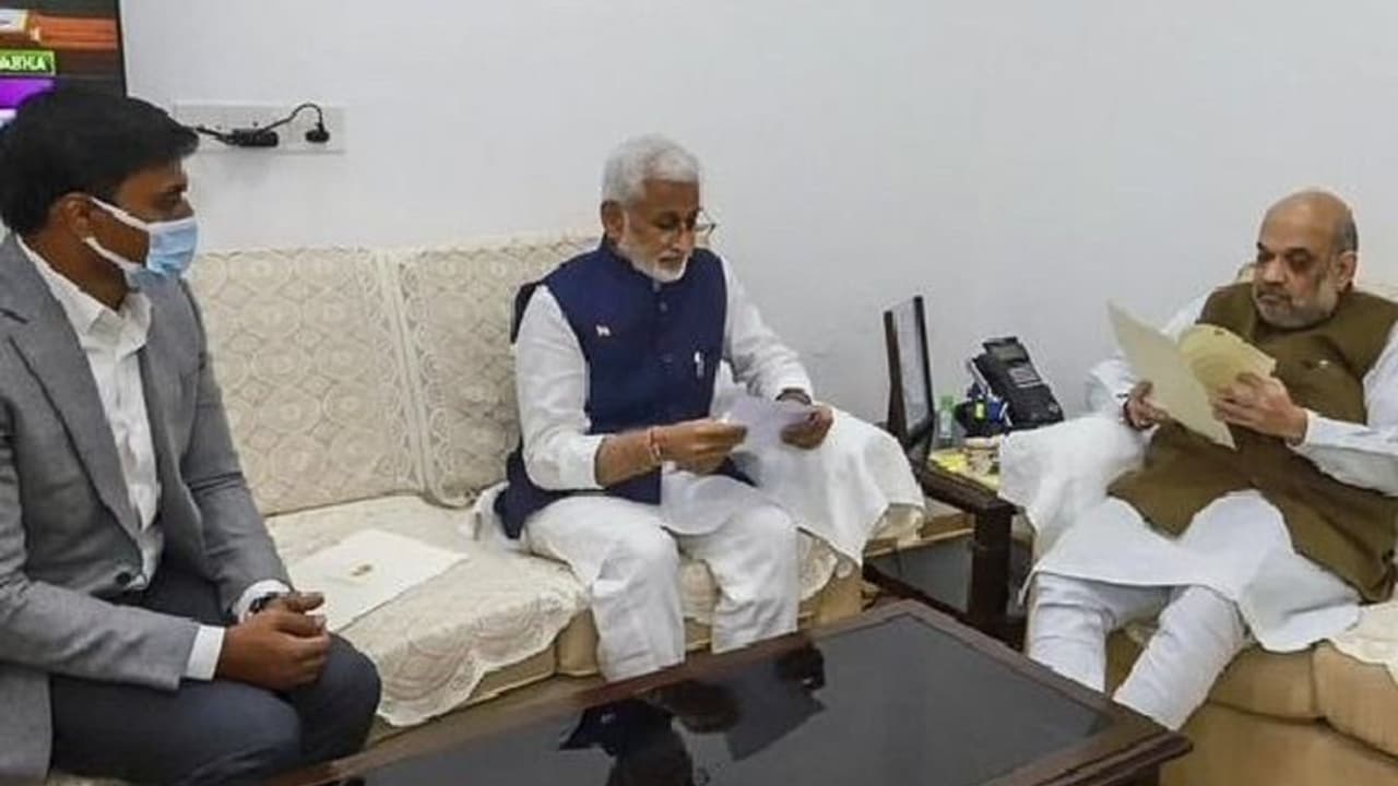 ఏపీకి వరదసాయం అందించండి అమిత్షాను కోరిన ఎంపీ విజయసాయిరెడ్డి ఏపీకి వరదసాయం అందించండి అమిత్షాను కోరిన ఎంపీ విజయసాయిరెడ్డి