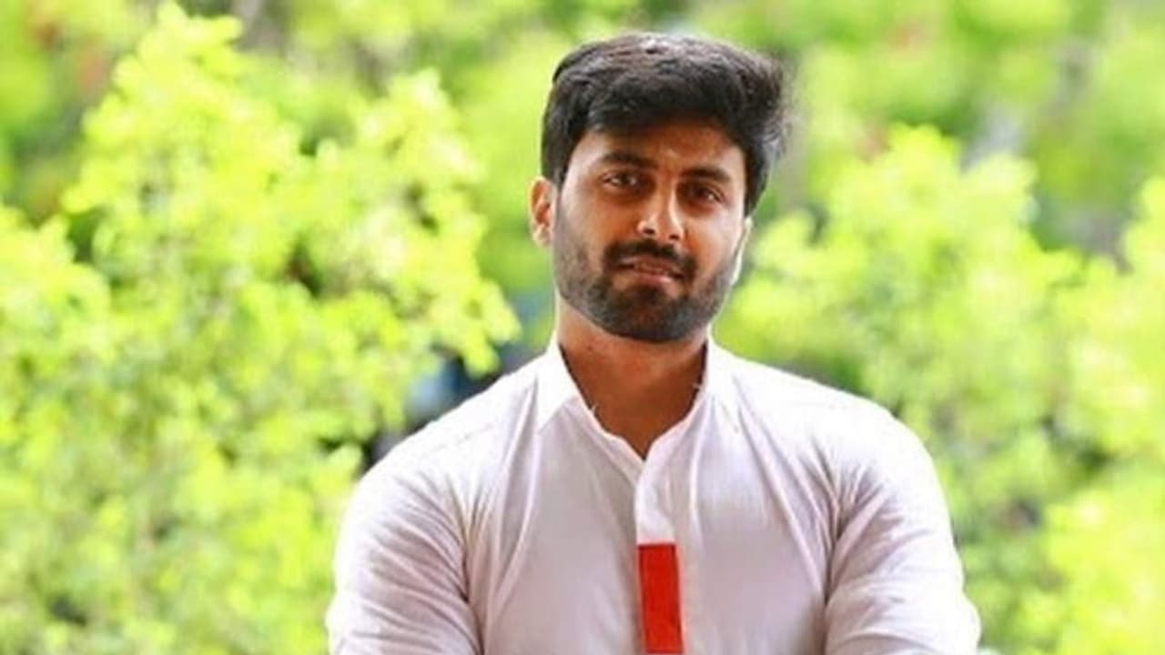 என்னப்பா இப்படி பண்ணிட்டிங்க..அஸ்வினின் அதிகப்பிரசங்கி தனம்..முதல் படம் திரையரங்கில் வெளியாக வழியே இல்லையாம்.. என்னப்பா இப்படி பண்ணிட்டிங்க..அஸ்வினின் அதிகப்பிரசங்கி தனம்..முதல் படம் திரையரங்கில் வெளியாக வழியே இல்லையாம்..