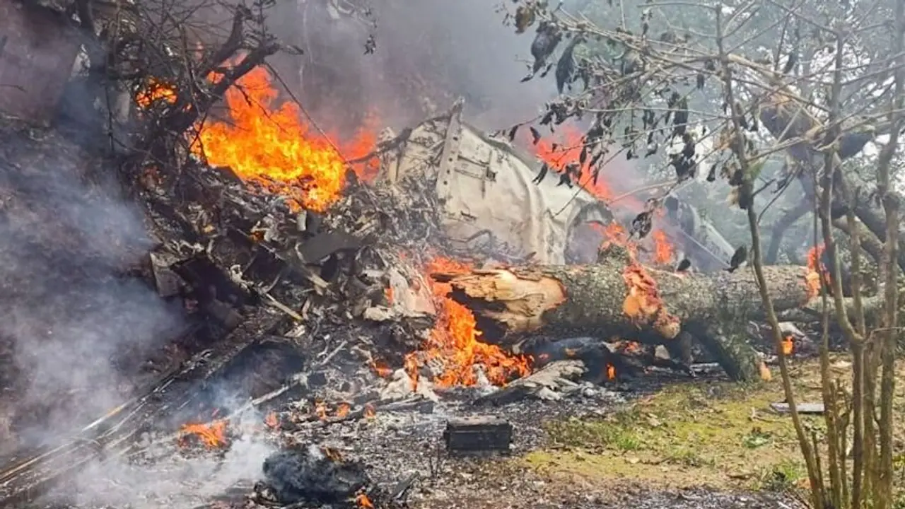 முப்படை தளபதி பிபின் சென்ற ஹெலிகாப்டர் விபத்தில் சிக்கியது எப்படி..? வெளியானது முழு தகவல்..!