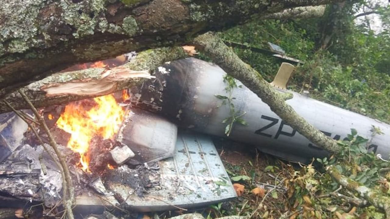 సీడీఎస్ బిపిన్ రావత్ చాపర్ కూలిపోవడానికి కారణం అదేనా?.. త్వరలో వైమానిక దళ దర్యాప్తు రిపోర్టు సీడీఎస్ బిపిన్ రావత్ చాపర్ కూలిపోవడానికి కారణం అదేనా?.. త్వరలో వైమానిక దళ దర్యాప్తు రిపోర్టు