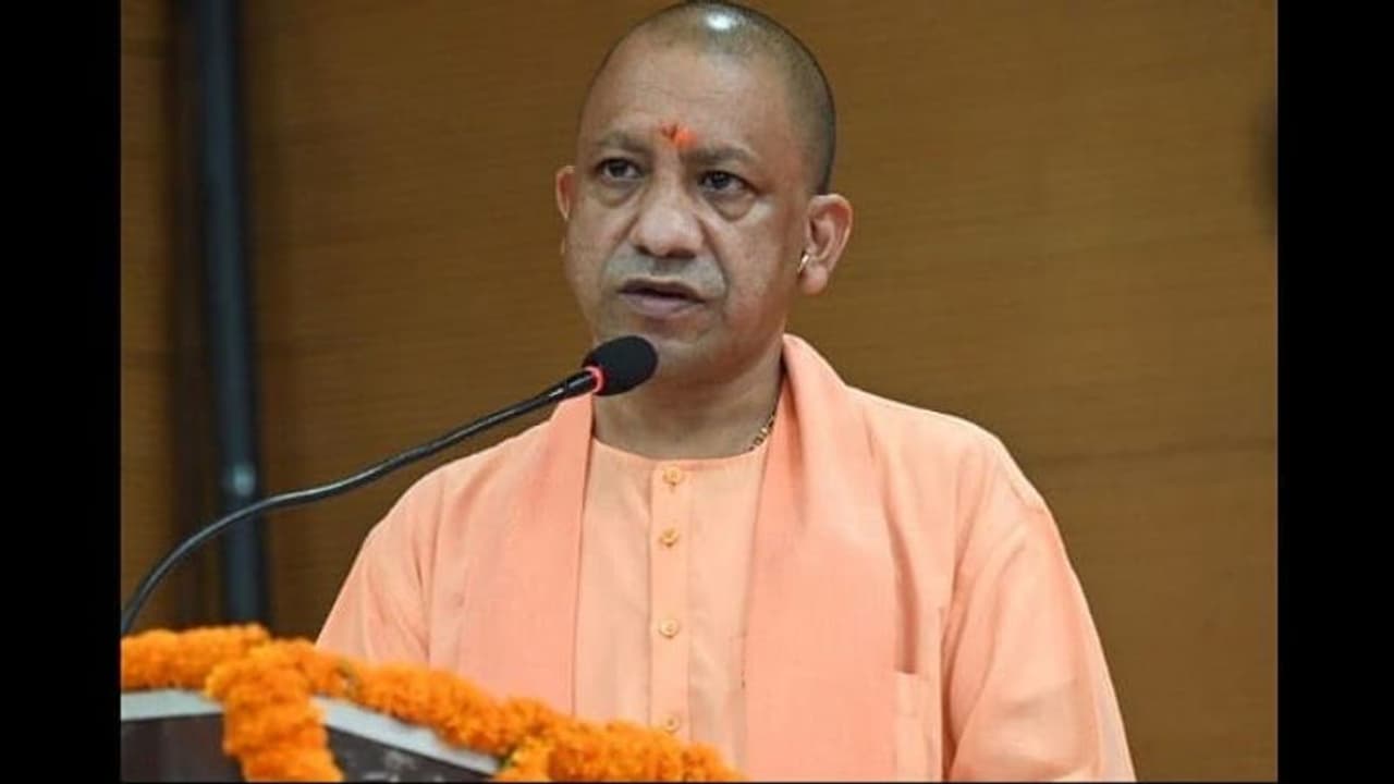 Covid Case Increase : കൊവിഡ് കേസുകൾ വർദ്ധിക്കുന്നു; ജനുവരി 15 വരെ സ്കൂളുകൾ അടച്ചിടാൻ തീരുമാനിച്ച് യുപി സർക്കാർ Covid Case Increase : കൊവിഡ് കേസുകൾ വർദ്ധിക്കുന്നു; ജനുവരി 15 വരെ സ്കൂളുകൾ അടച്ചിടാൻ തീരുമാനിച്ച് യുപി സർക്കാർ