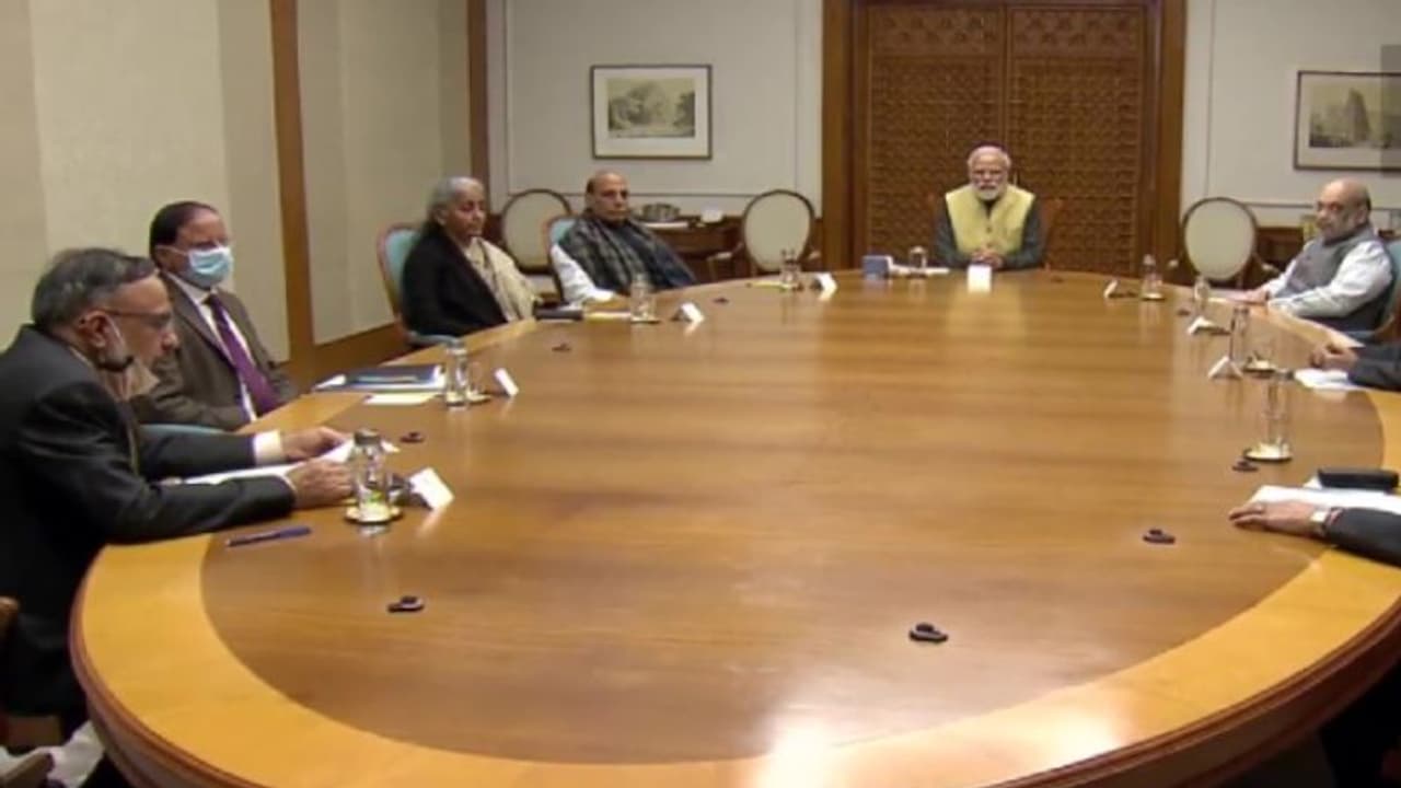 Chopper Crash: চপার দুর্ঘটনায় বিপিন রাওয়াতের মৃত্যু, পরিস্থিতি নিয়ে মন্ত্রিসভার নিরাপত্তা কমিটির বৈঠকে মোদী