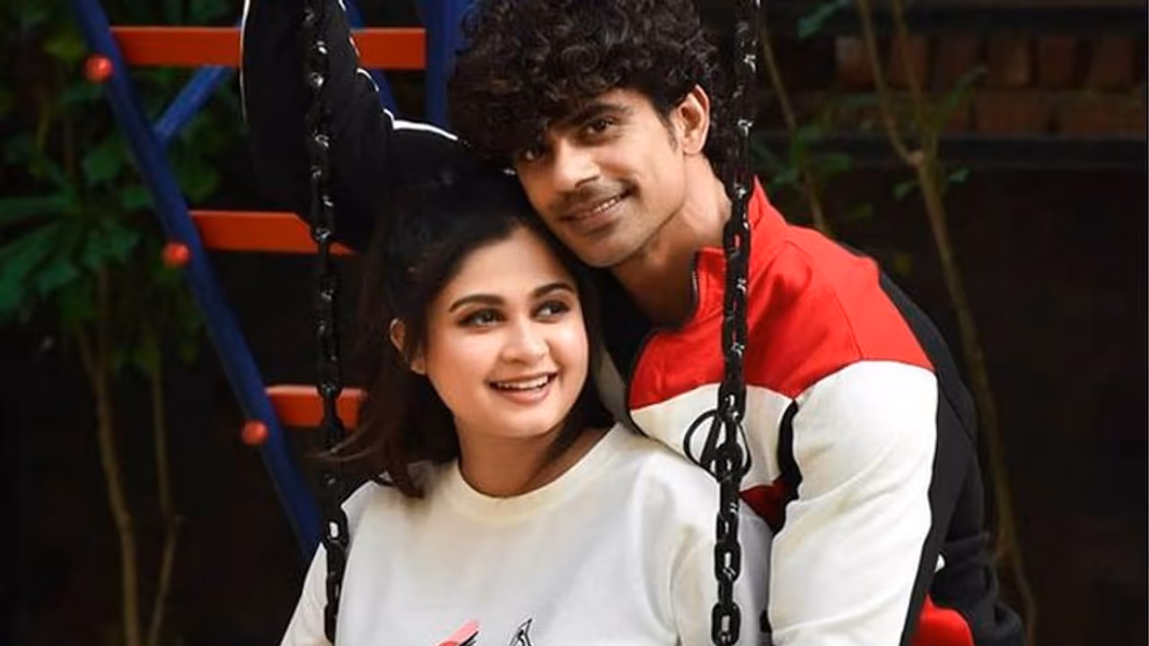 Kumkum Bhagya stars Ankit Mohan Ruchi Savarn become parents after six years [PHOTOS]