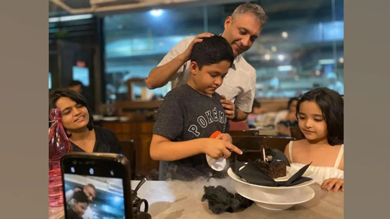 Bipin Rawat: भोपाल में रहते हैं हादसे में बचे ग्रुप कैप्टन वरुण सिंह के पिता, बोले बहादुर है मेरा बेटा