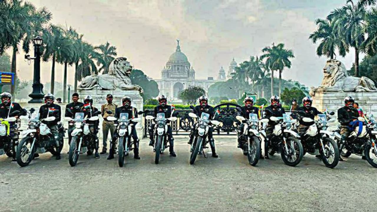 India75BRO: रोड सेफ्टी का संदेश देने 75 बाइकर्स 75 दिनों में तय करेंगे 20000Km की दूरी India75BRO: रोड सेफ्टी का संदेश देने 75 बाइकर्स 75 दिनों में तय करेंगे 20000Km की दूरी