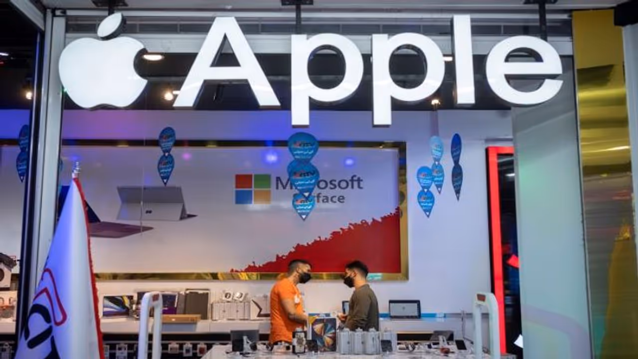 Apple discontinues card payments for services in India, favours UPI, net banking