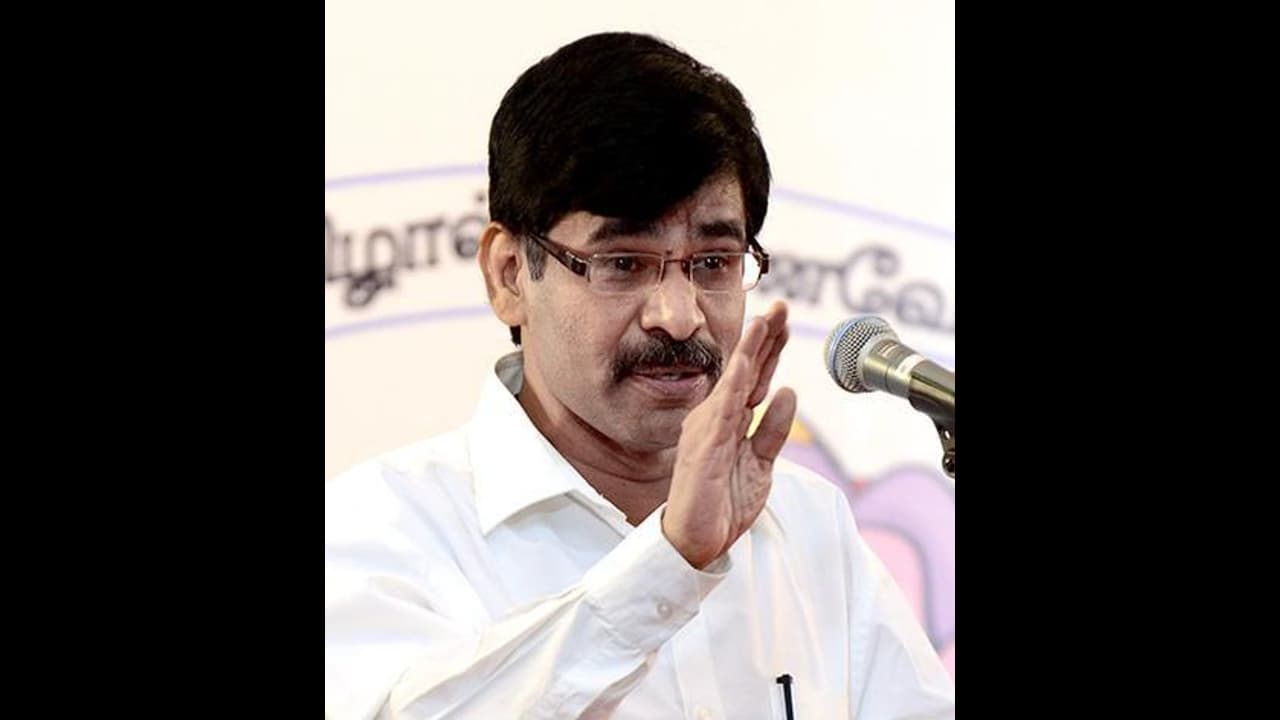 ஆர்டர் போட்ட கோர்ட் ..தெறிக்கவிட்ட தலைமை செயலர் .. கடுப்பான நீதிபதிகள்.. என்ன நடந்தது..? ஆர்டர் போட்ட கோர்ட் ..தெறிக்கவிட்ட தலைமை செயலர் .. கடுப்பான நீதிபதிகள்.. என்ன நடந்தது..?