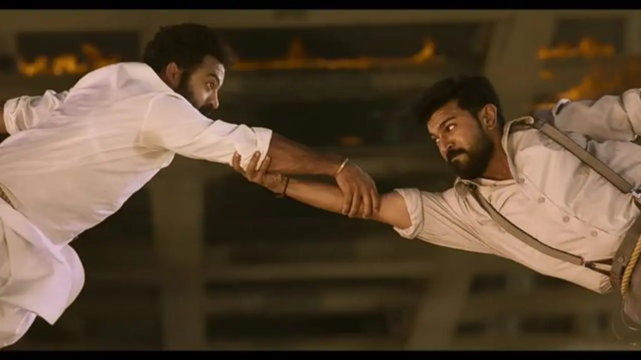 RRR: ట్రిపుల్ ఆర్ హీరోలకు రాజమౌళి టార్చర్.... తట్టుకోలేకపోయామన్న హీరోలు....