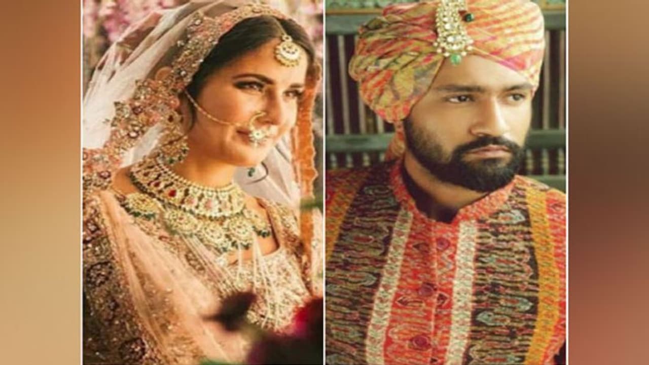 Katrina kaif बनीं मिसेज कौशल, शाही अंदाज में विक्की कौशल को पहनाया जयमाला, देखें शादी का Video Katrina kaif बनीं मिसेज कौशल, शाही अंदाज में विक्की कौशल को पहनाया जयमाला, देखें शादी का Video