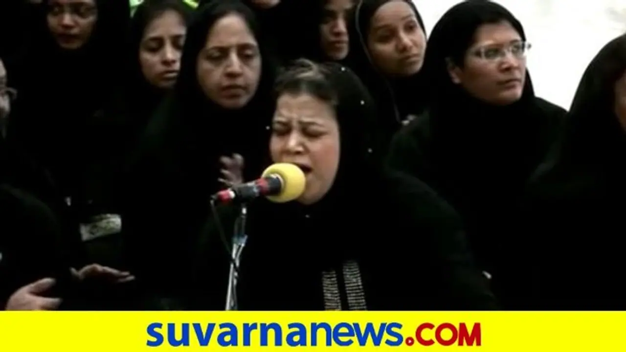 Fact Check: ಮುಸ್ಲಿಂ ಮಹಿಳೆಯರು ಮಸೀದಿಯಲ್ಲಿ ರಾಮ ಭಜನೆ ಹಾಡಿದ್ರಾ? ಮತ್ತೆ ವೈರಲ್ ಆಯ್ತು ಹಳೆ ವಿಡಿಯೋ! Fact Check: ಮುಸ್ಲಿಂ ಮಹಿಳೆಯರು ಮಸೀದಿಯಲ್ಲಿ ರಾಮ ಭಜನೆ ಹಾಡಿದ್ರಾ? ಮತ್ತೆ ವೈರಲ್ ಆಯ್ತು ಹಳೆ ವಿಡಿಯೋ!