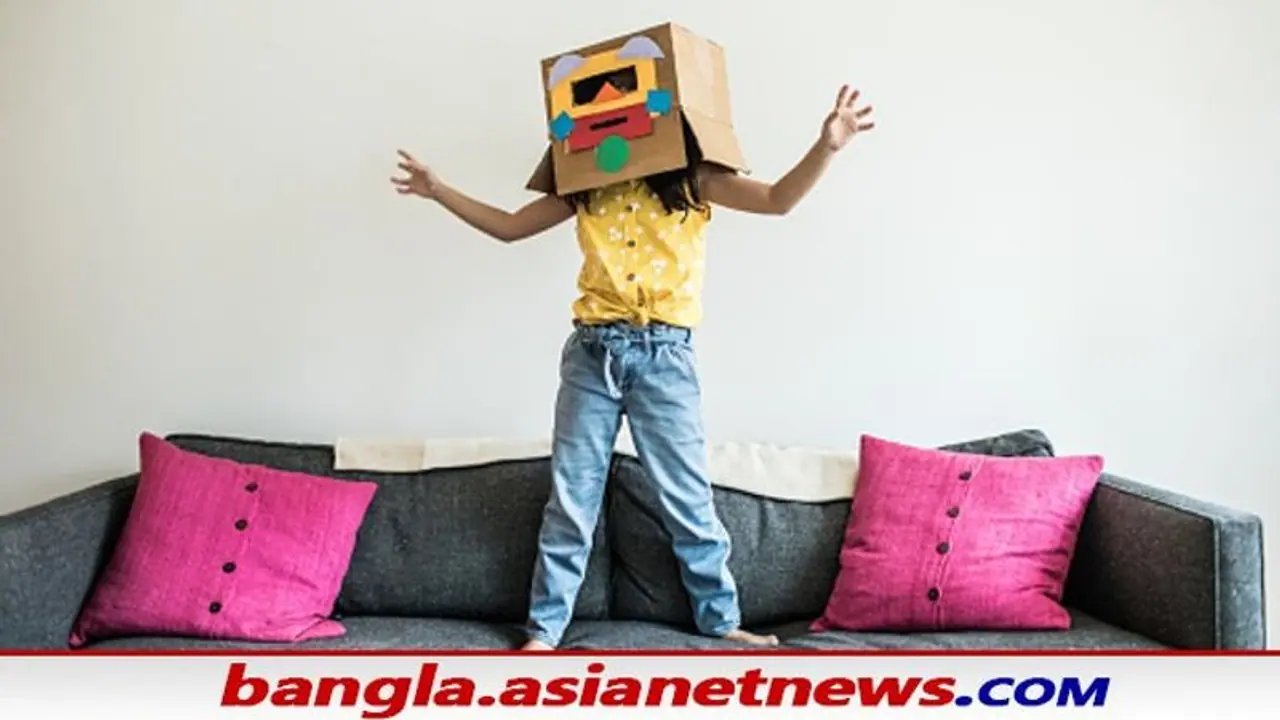 বাড়ি থাকতে গিয়ে বাচ্চা যেন Unsocial না হয়ে যায়, খেয়াল রাখুন এই কয়টি বিষয়ে