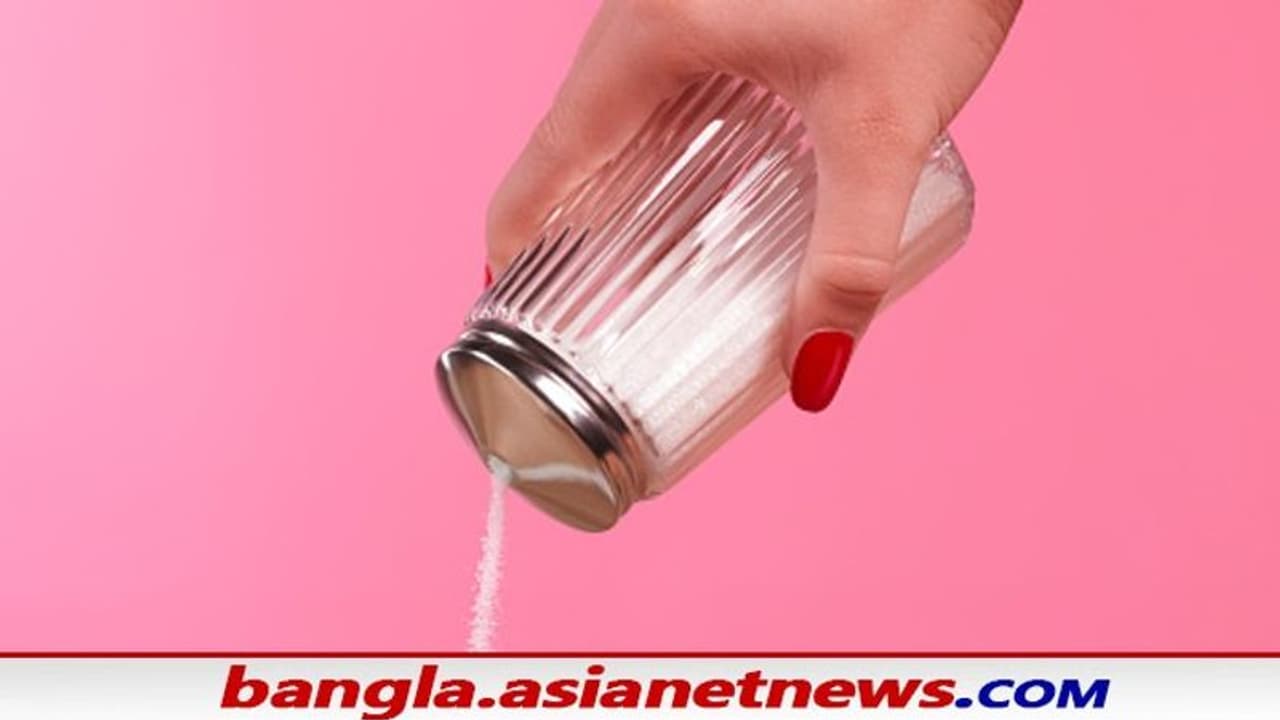 Astrological Tips: বার বার হাত থেকে জিনিস পড়ে যায়, আপনার ভুলেই হতে পারে অমঙ্গল Astrological Tips: বার বার হাত থেকে জিনিস পড়ে যায়, আপনার ভুলেই হতে পারে অমঙ্গল