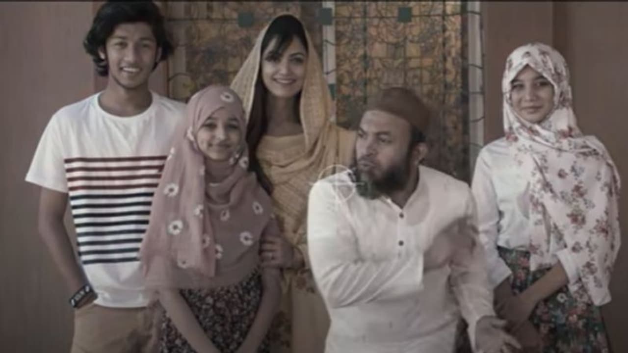 Meow Trailer : 'ഇപ്പോ മനസ്സിലായോ വീട് നോക്കുന്ന പെണ്ണിന്റെ വില'; ലാൽ ജോസ് സൗബിൻ ചിത്രത്തിന്റെ ട്രെയിലർ Meow Trailer : 'ഇപ്പോ മനസ്സിലായോ വീട് നോക്കുന്ന പെണ്ണിന്റെ വില'; ലാൽ ജോസ് സൗബിൻ ചിത്രത്തിന്റെ ട്രെയിലർ