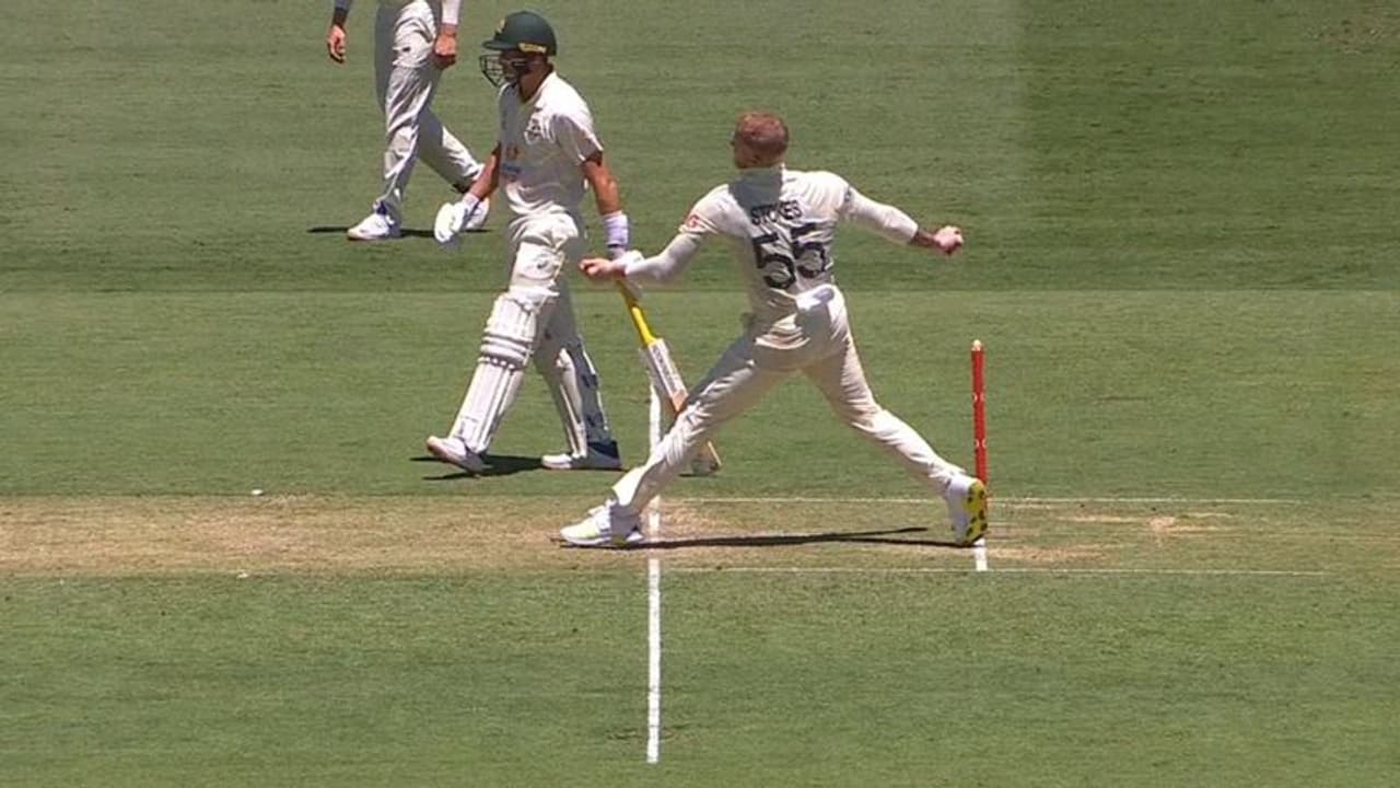 Ben Stokes: அலட்சியமான அம்பயரிங்.. பென் ஸ்டோக்ஸ் வீசிய 14 நோ பால்கள்..! கண்டுகொள்ளாத தேர்டு அம்பயர் Ben Stokes: அலட்சியமான அம்பயரிங்.. பென் ஸ்டோக்ஸ் வீசிய 14 நோ பால்கள்..! கண்டுகொள்ளாத தேர்டு அம்பயர்