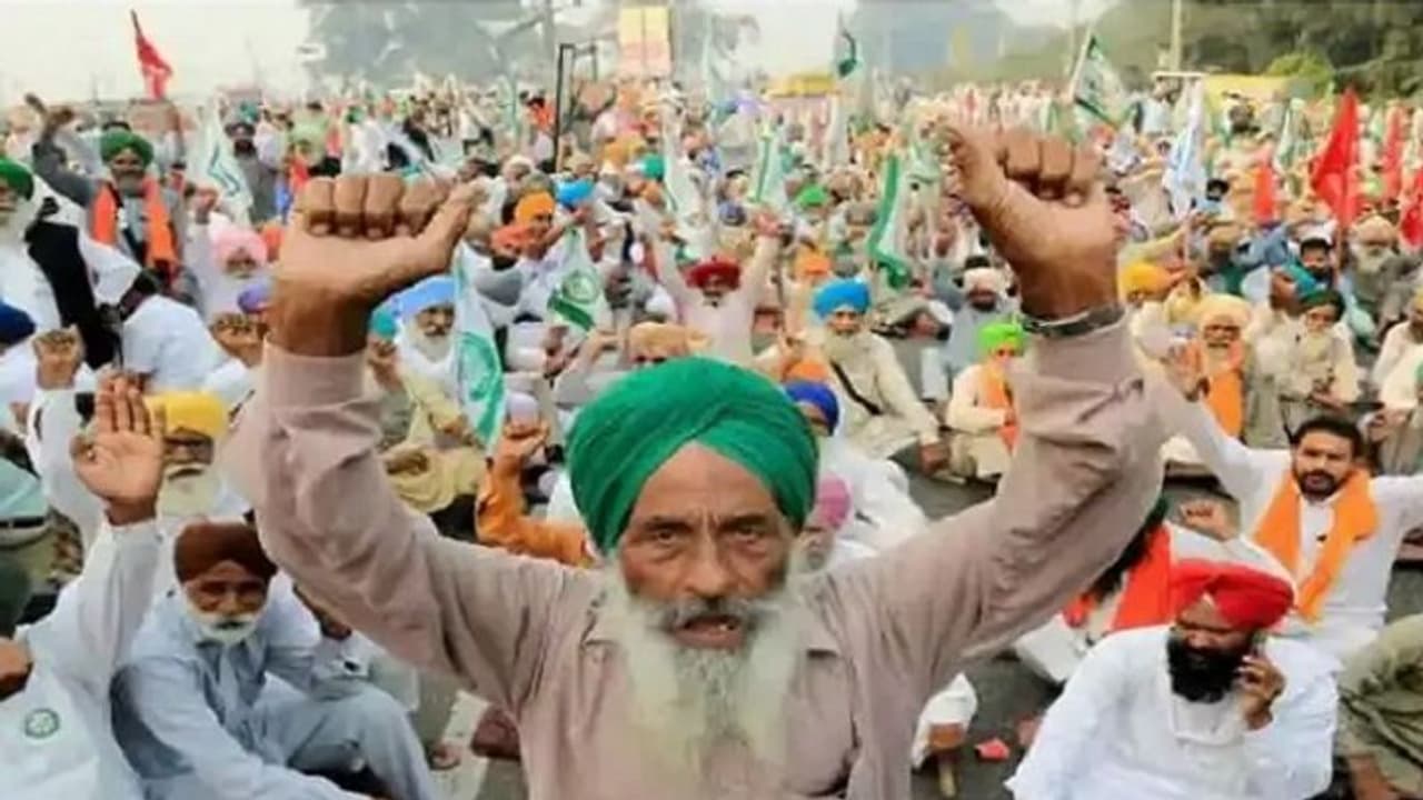 Farmers protest: विजय रैली के बाद आज सिंघू बॉर्डर पर आंदोलन स्थल खाली करेंगे किसान