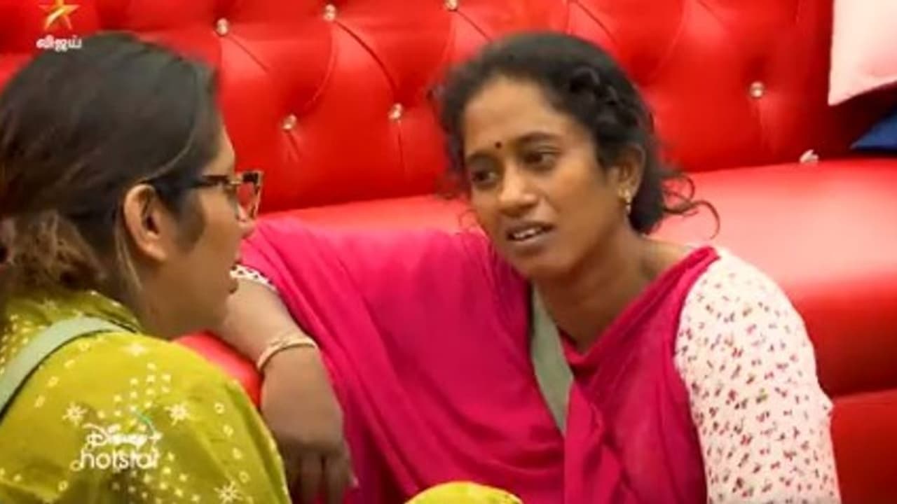 Bigg Boss Tamil 5 :தாமரையுடன் சமாதானம் என்னும் புதிய யுக்தியை கையிலெடுத்த பிரியங்கா!! Bigg Boss Tamil 5 :தாமரையுடன் சமாதானம் என்னும் புதிய யுக்தியை கையிலெடுத்த பிரியங்கா!!