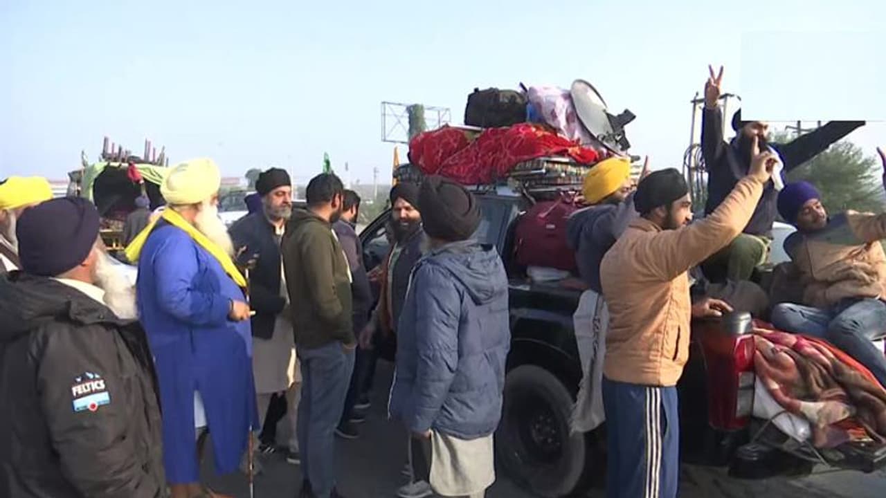 উত্তরপ্রদেশ ভোটের আগে বিজেপি র উপর ফের চাপ বাড়াচ্ছে কৃষকরা, অস্বস্তিতে যোগী ব্রিগেড উত্তরপ্রদেশ ভোটের আগে বিজেপি র উপর ফের চাপ বাড়াচ্ছে কৃষকরা, অস্বস্তিতে যোগী ব্রিগেড