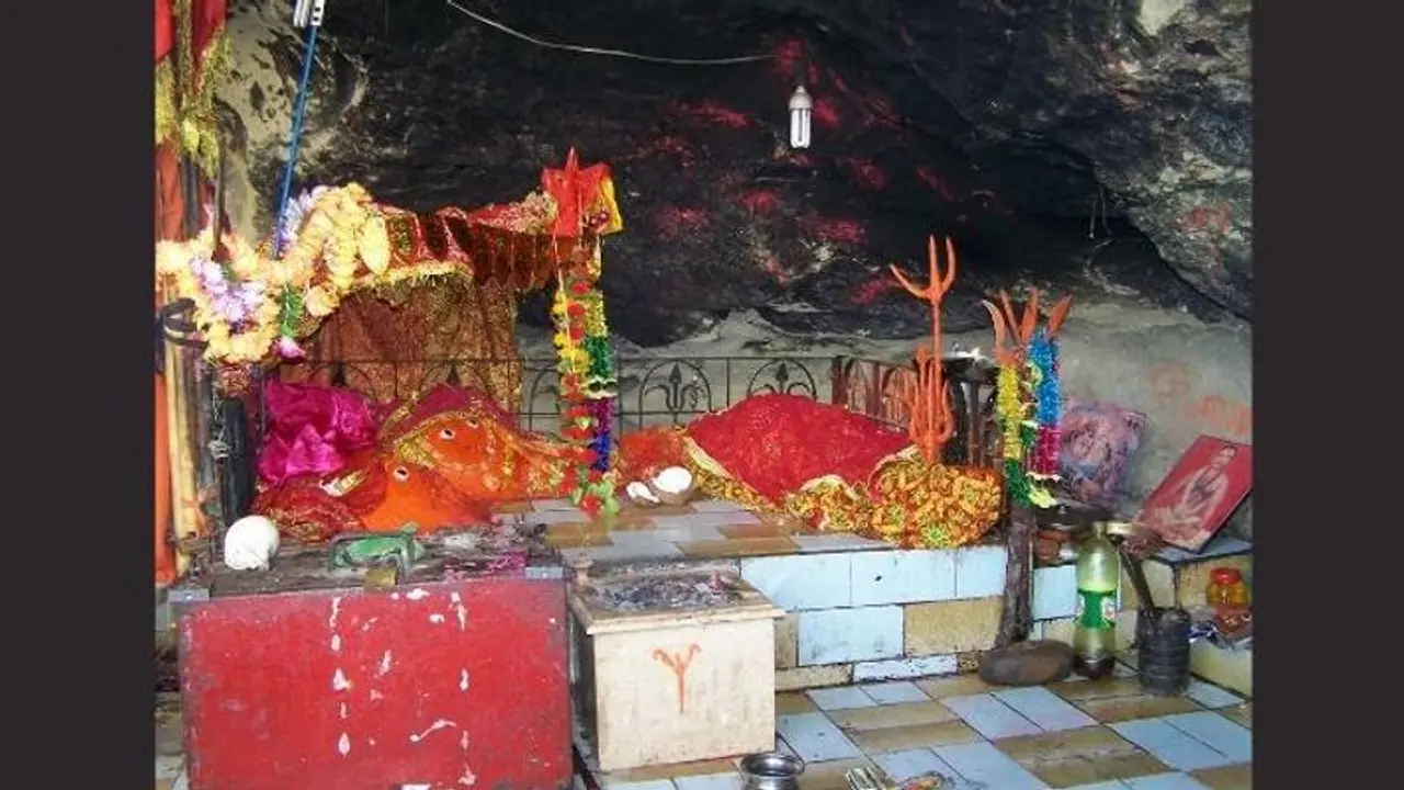 बलूचिस्तान का एक ऐसा Hindu Mandir जहां मुस्लिम लोग जाकर झुकाते हैं सिर, जानिए क्या है इसकी वजह