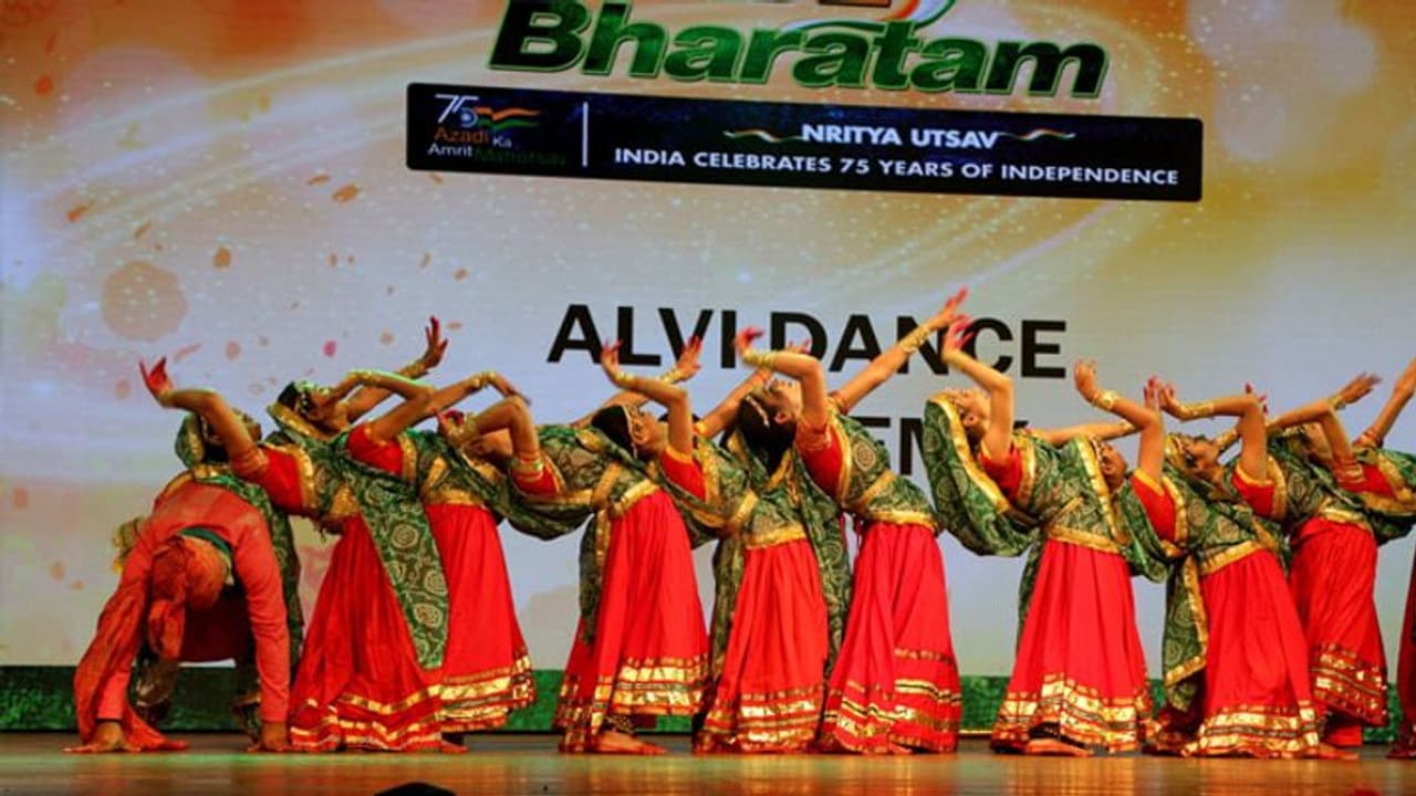Vande Bharatam: पहली बार ऐसे हो रहा दिल्ली में गणतंत्र दिवस पर होने वाले आयोजन के लिए डांस ग्रुप का सिलेक्शन Vande Bharatam: पहली बार ऐसे हो रहा दिल्ली में गणतंत्र दिवस पर होने वाले आयोजन के लिए डांस ग्रुप का सिलेक्शन