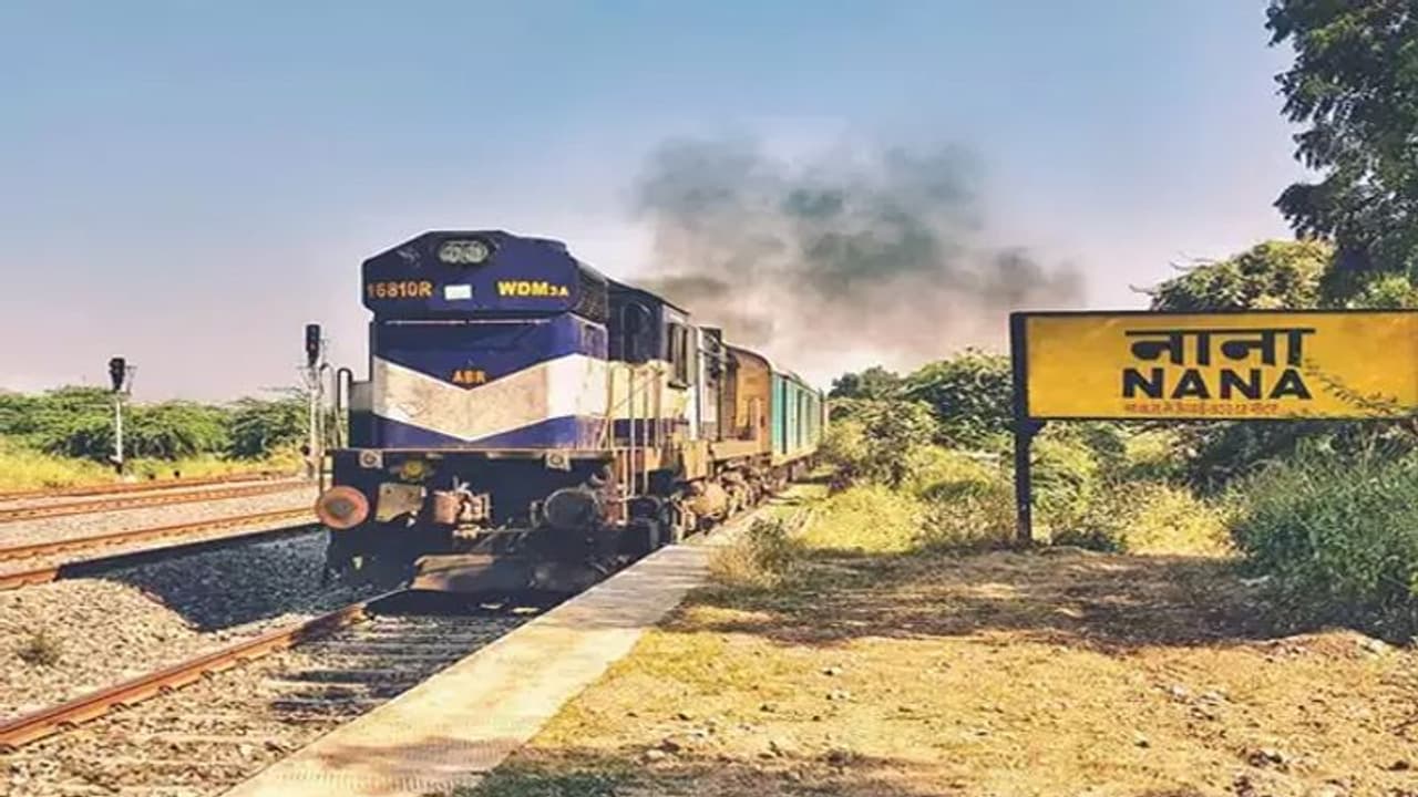 Budget 2022: आम पैसेंजर्स और कारोबारियों को मिल सकती है रेल बजट से राहत, जानिए कैसे Budget 2022: आम पैसेंजर्स और कारोबारियों को मिल सकती है रेल बजट से राहत, जानिए कैसे